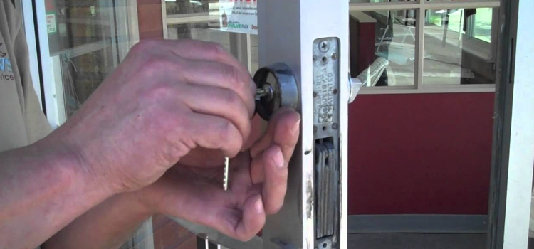 commercial door lock repair Woodside